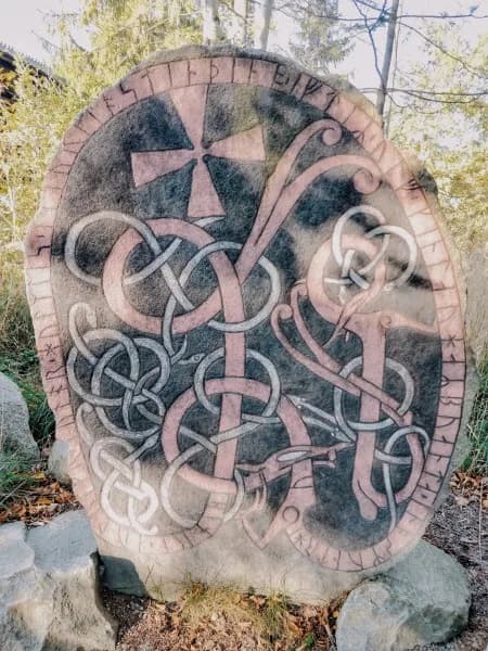 Qué ver en Estocolmo, Birka - Piedra rúnica vikinga