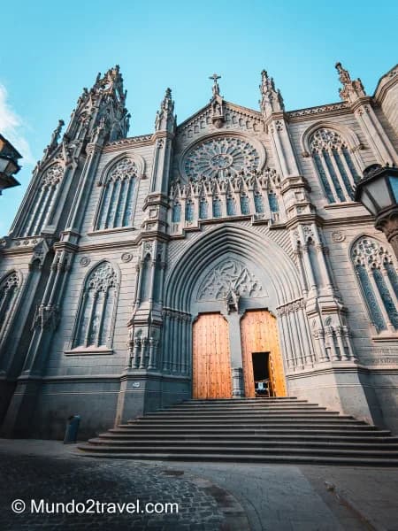 Qué ver en Gran Canaria, Arucas - Iglesia de San Juan Bautista