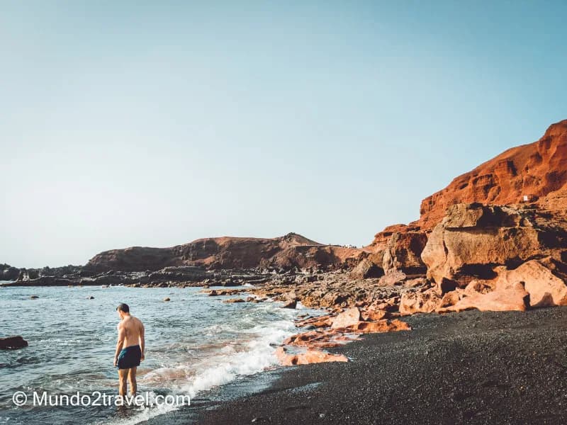 Qué ver en Lanzarote, la Playa El Golfo