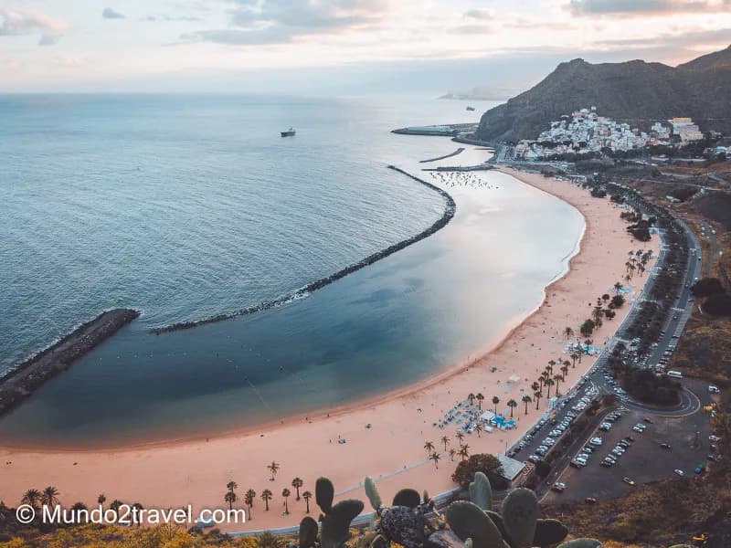 Qué ver en Tenerife, La Playa de las Teresitas Santa Cruz de Tenerife
